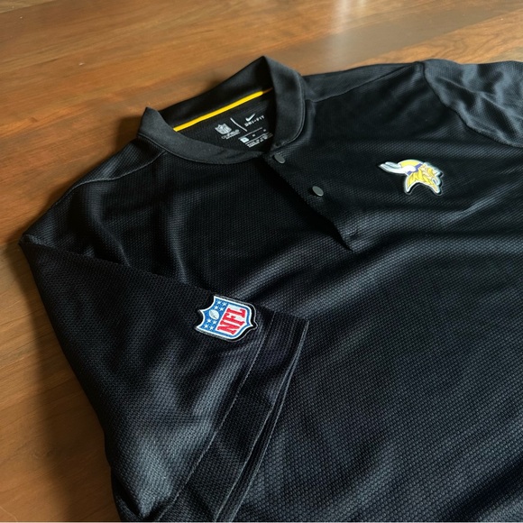 Nike Dri-Fit Minnesota Vikings Official NFL On-Field Black Henley - Picture 4 of 8
